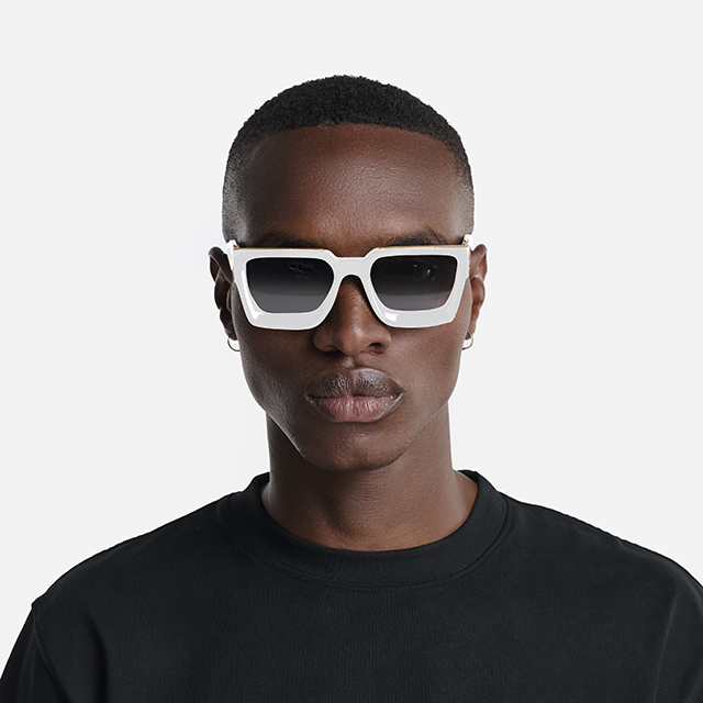 Sunglasses / Baller - White